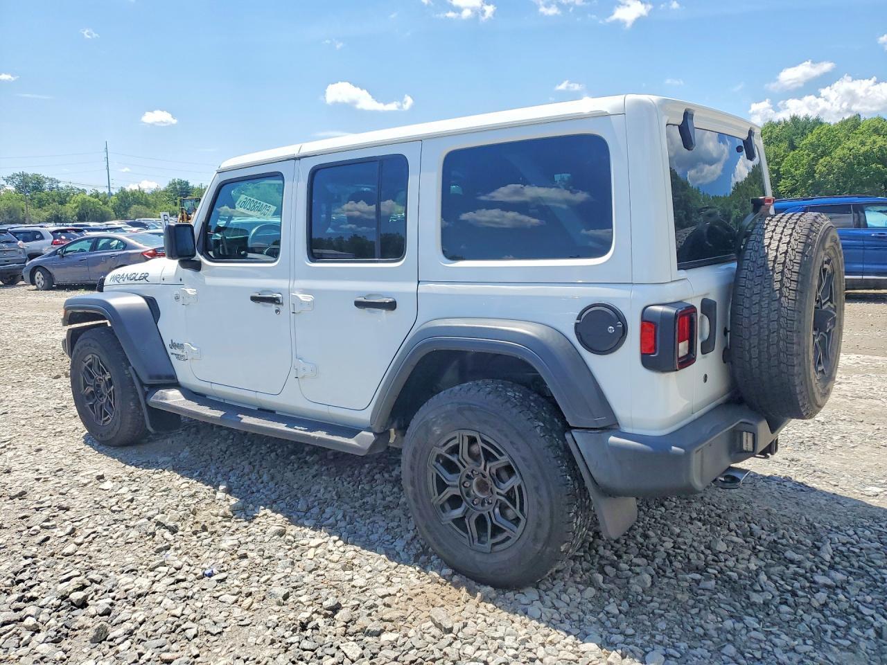 2018 Jeep Wrangler Unlimited Sport - Image 2