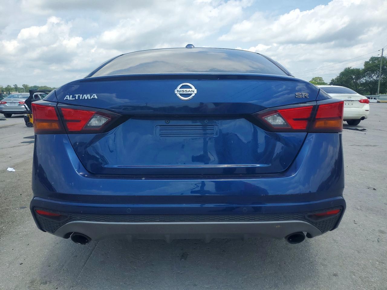 2020 Nissan Altima Sr - Фото 6