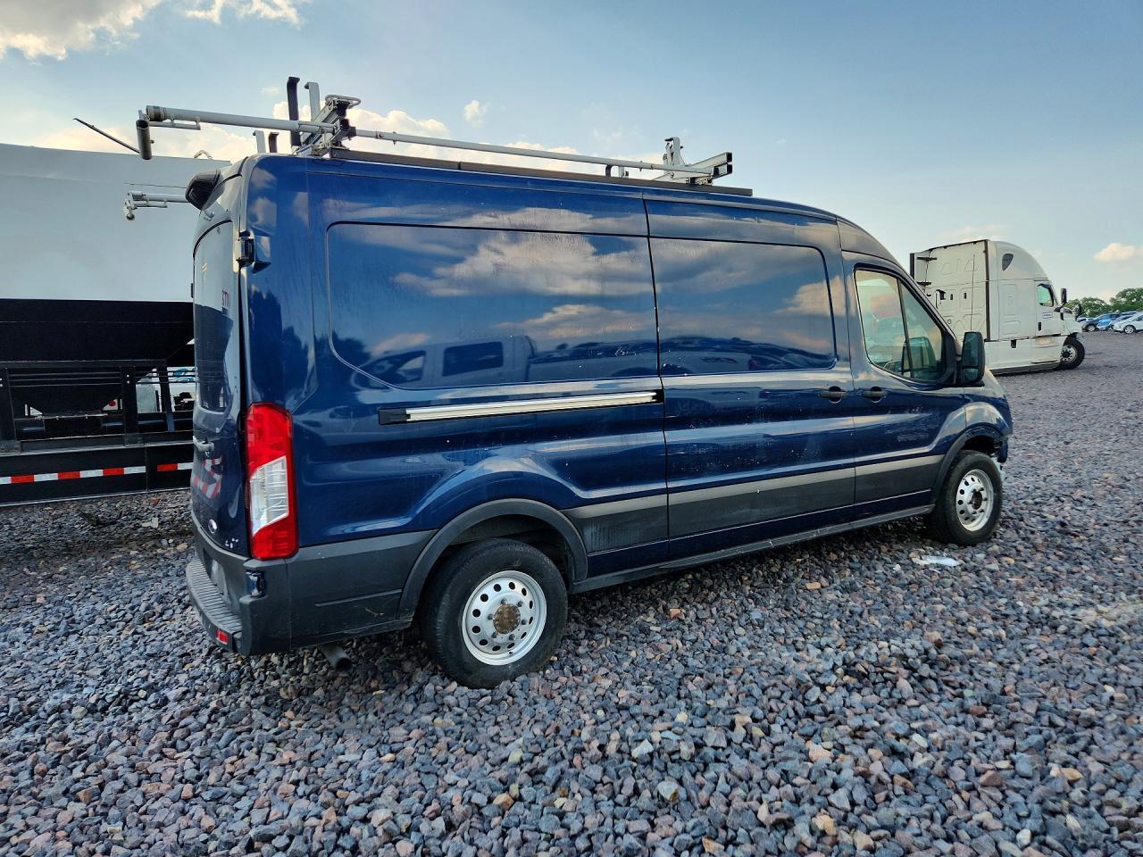 2021 Ford Transit T-350 - Image 3