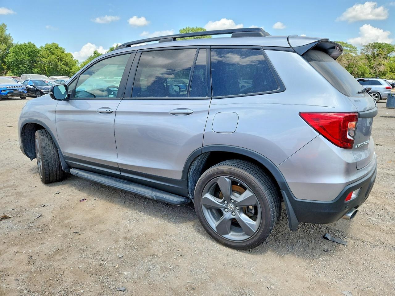 2019 Honda Passport Touring - Фото 2