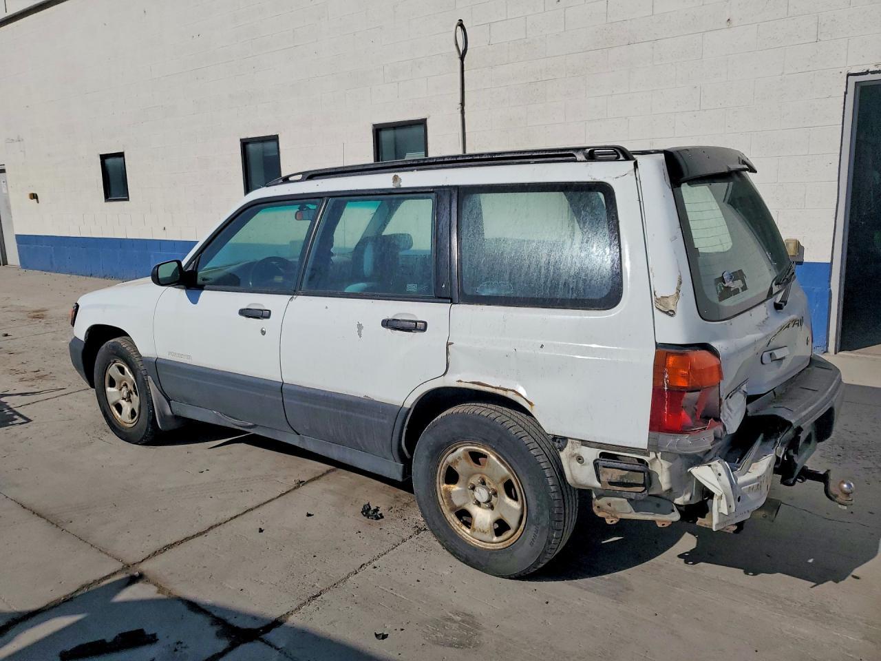 2000 Subaru Forester L - Фото 2