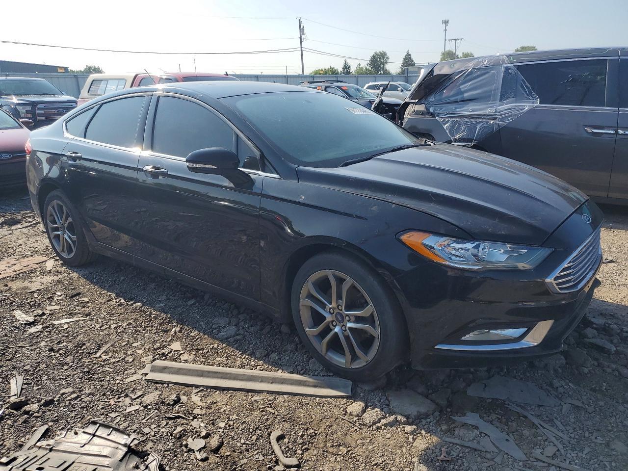 2017 Ford Fusion Se - Фото 4