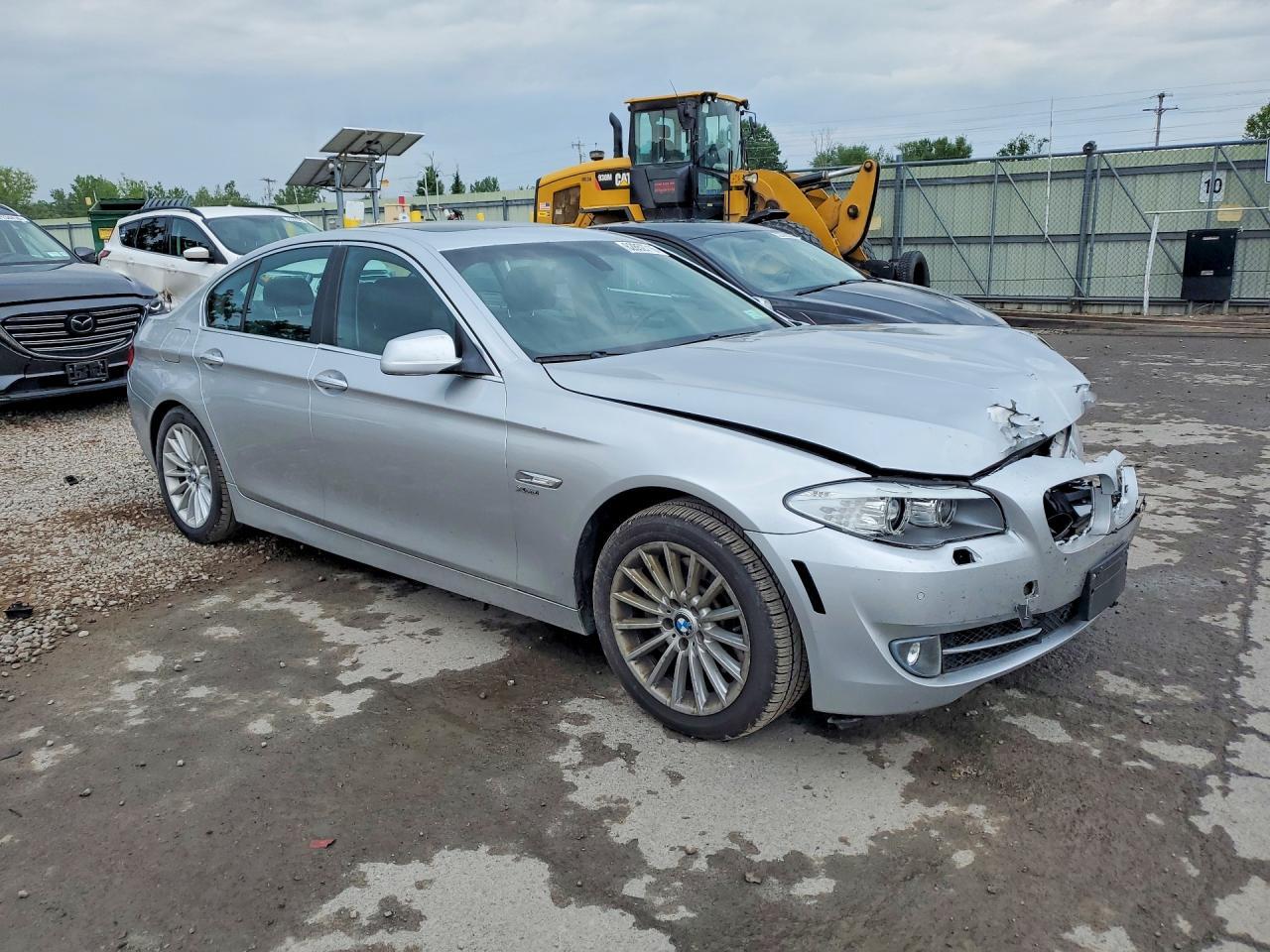 2012 BMW 535 Xi - Image 4