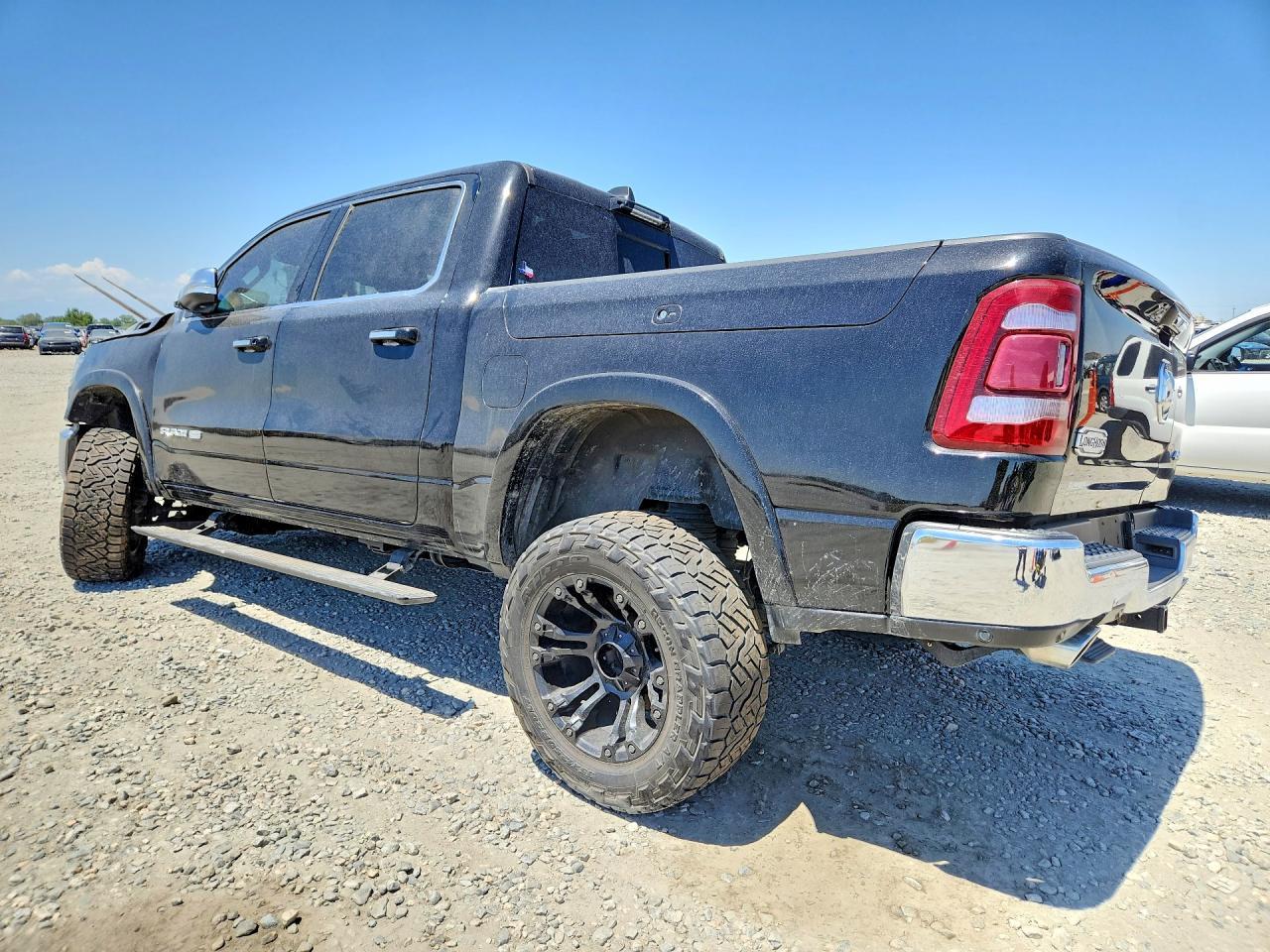 2021 Ram 1500 Longhorn - Фото 2