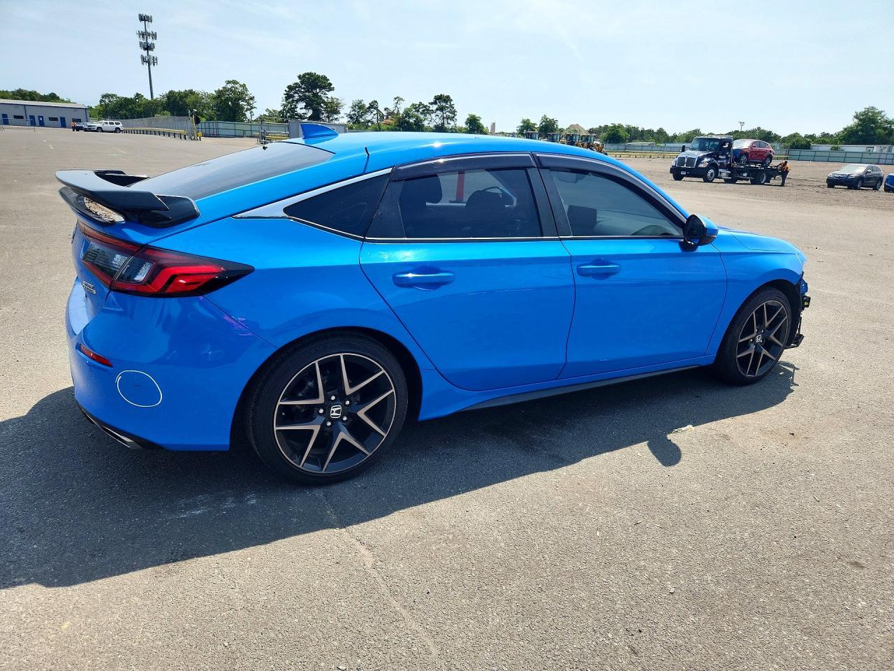 2022 Honda Civic Sport Touring - Фото 3