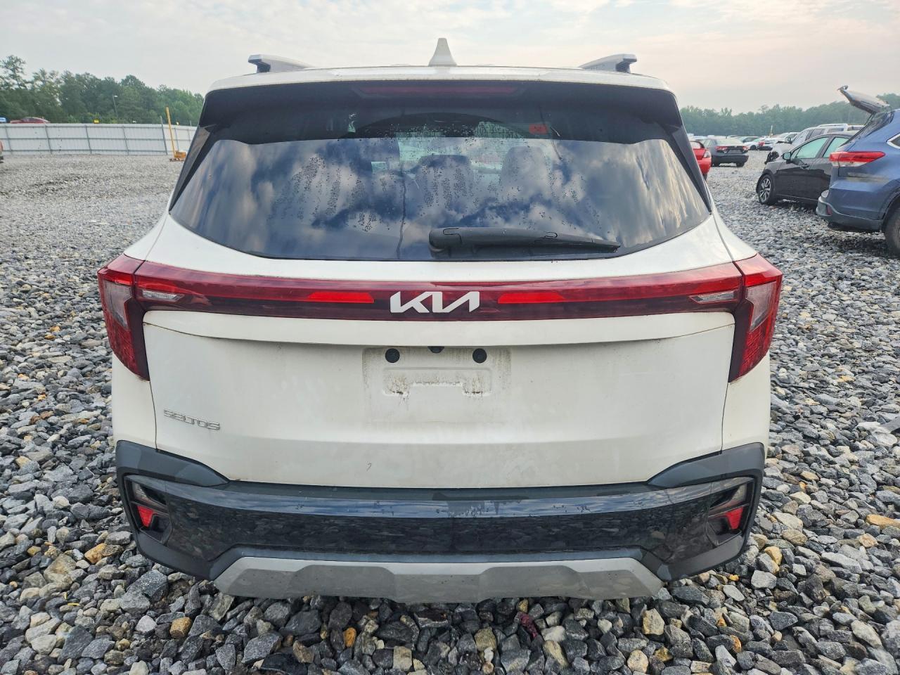 2024 Kia Seltos Ex - Image 6
