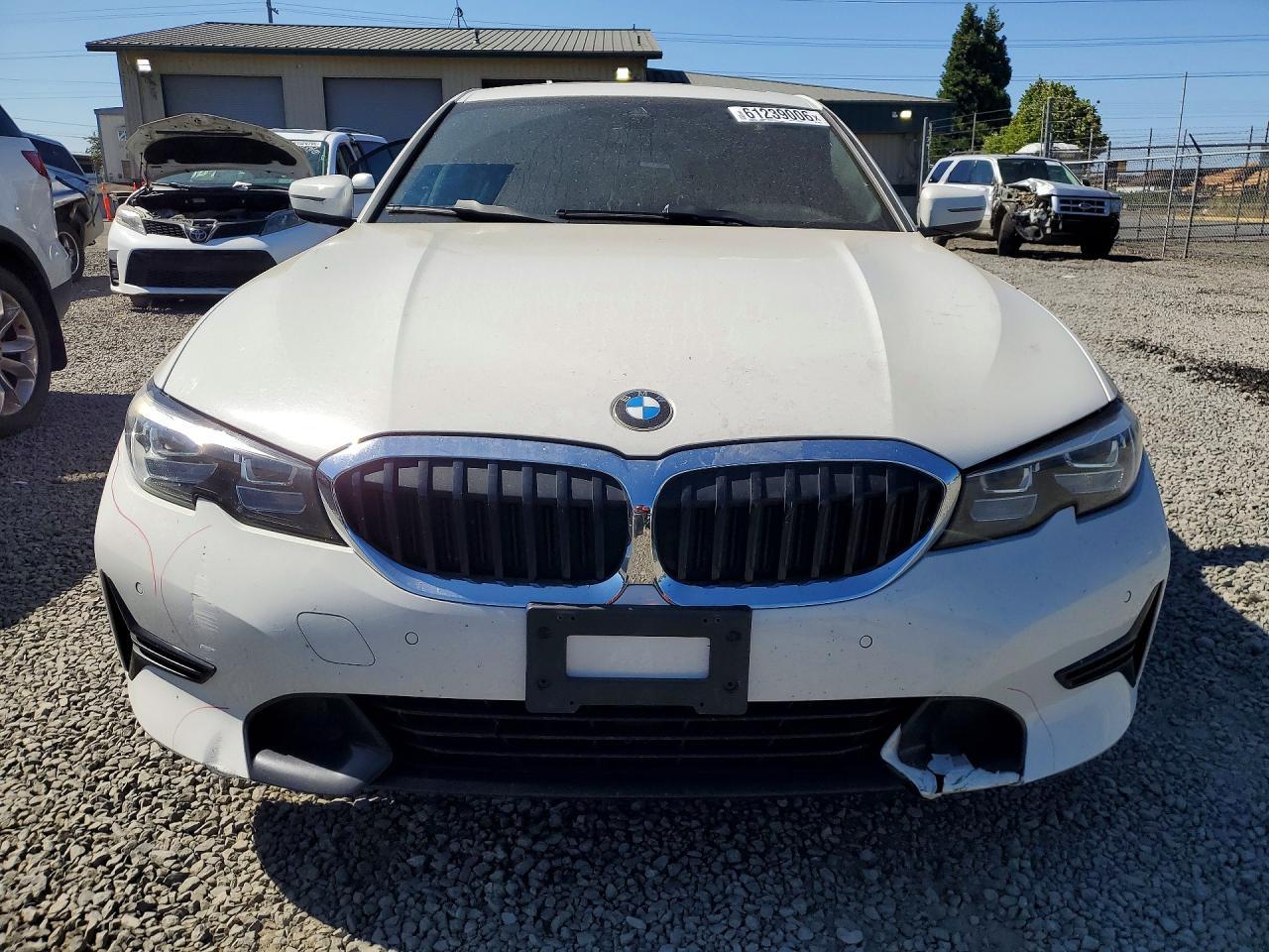 2019 BMW 330I - Фото 5