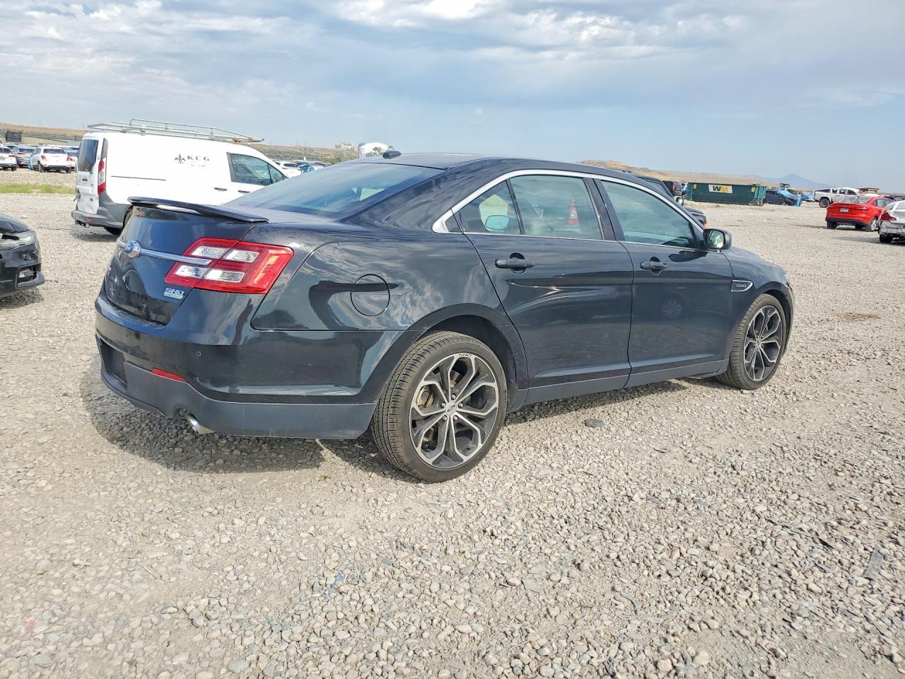 2015 Ford Taurus Sho - Image 3