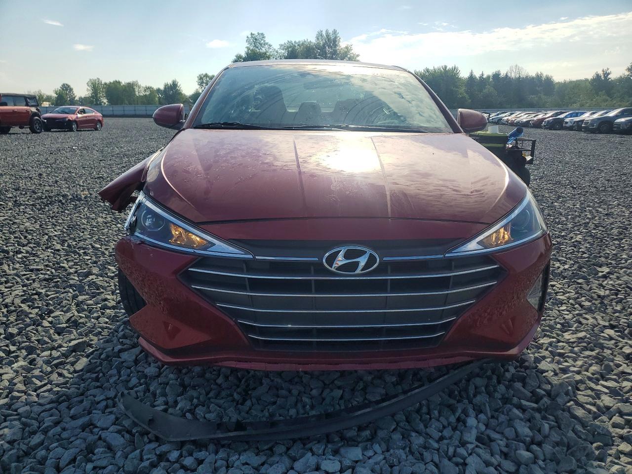 2020 Hyundai Elantra Sel - Фото 5