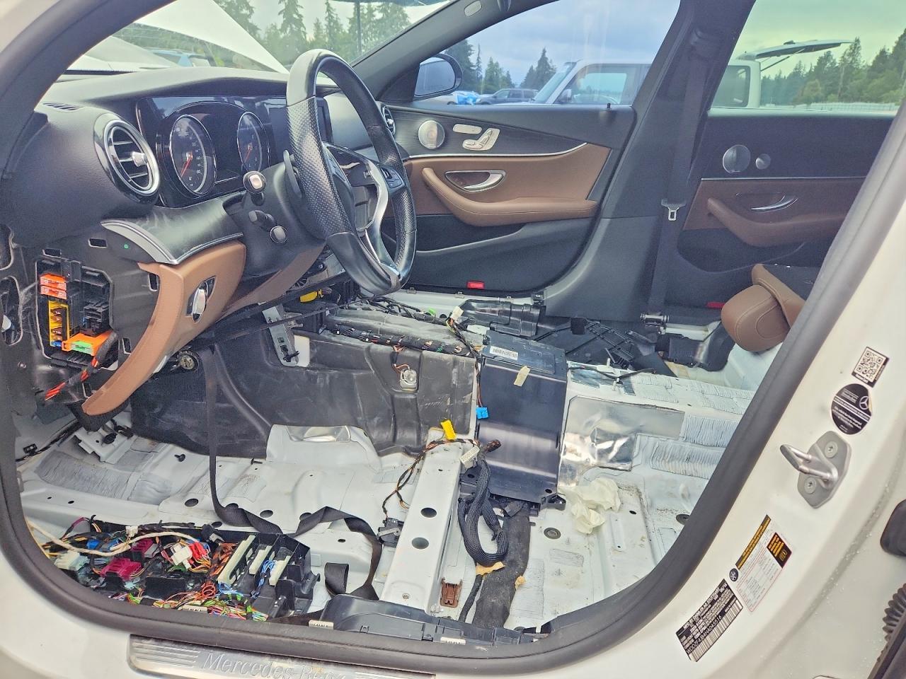 2017 Mercedes-Benz E 300 - Image 7