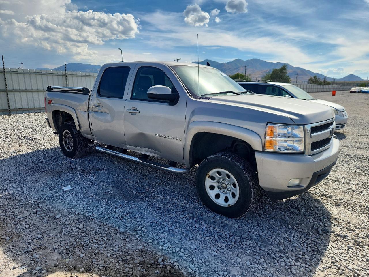 2008 Chevrolet Silverado K1500 - Image 4