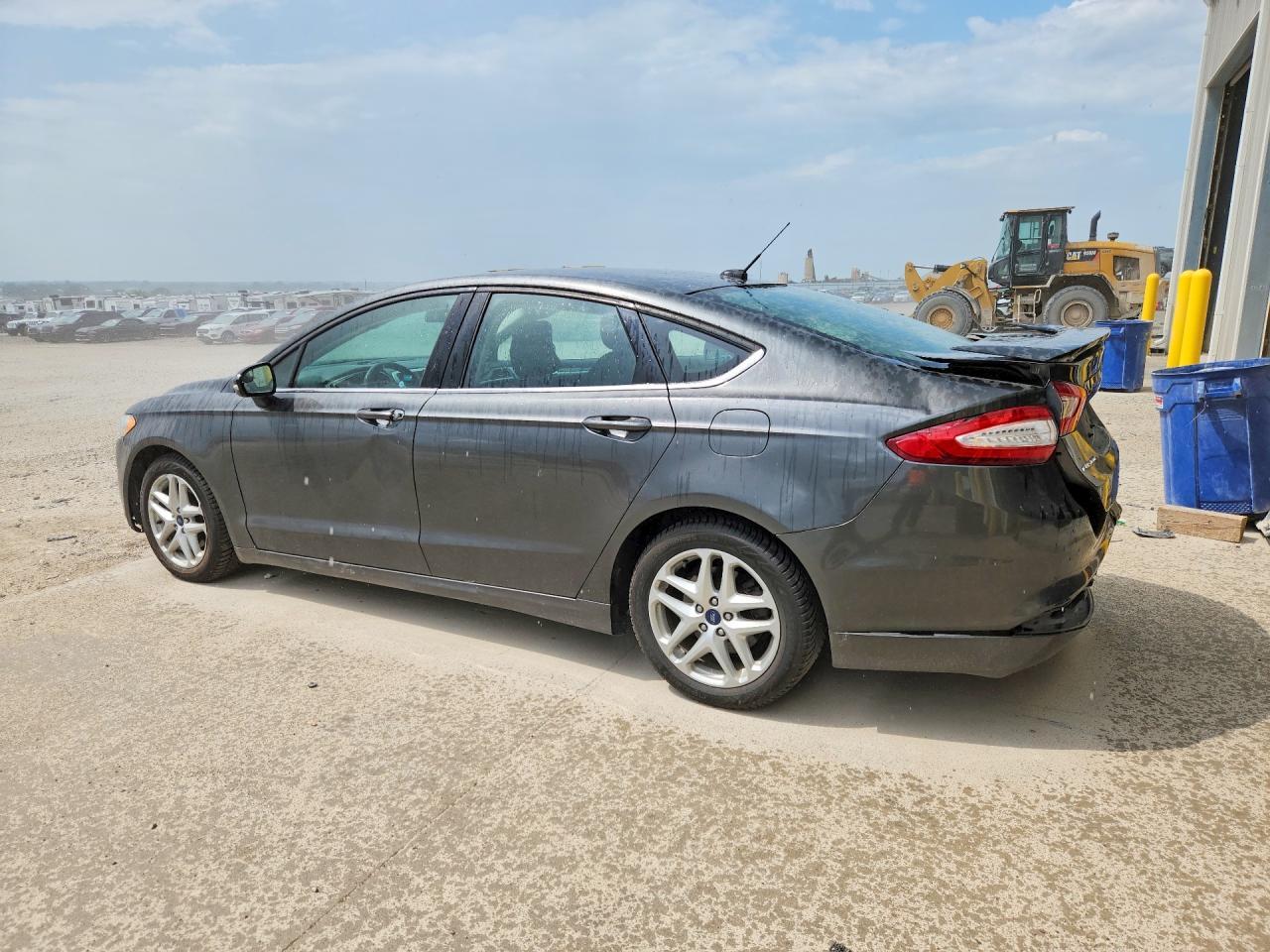 2016 Ford Fusion Se - Фото 2
