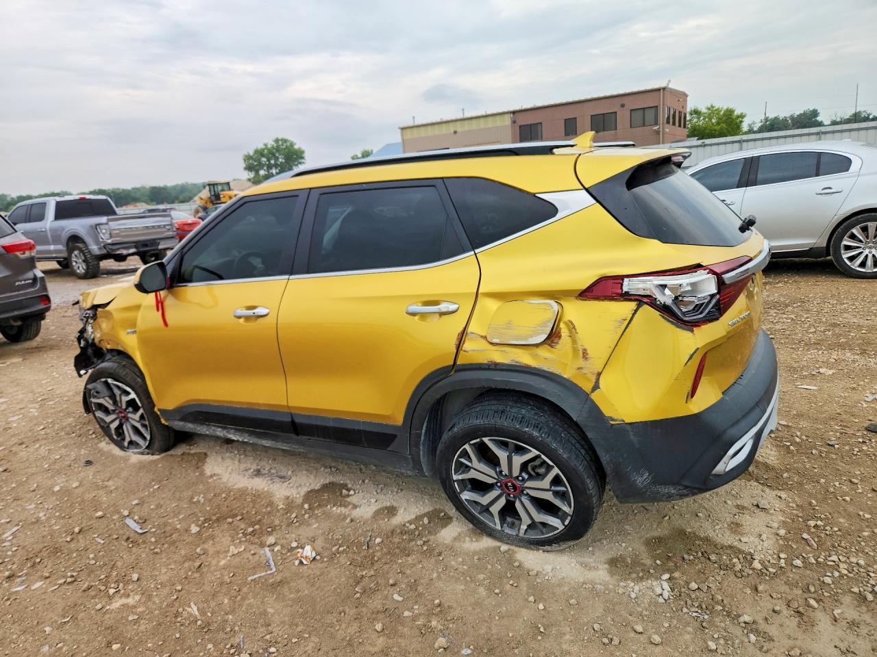 2021 Kia Seltos Sx - Фото 2