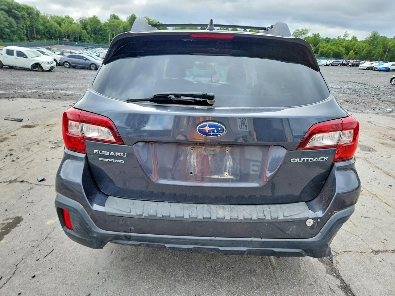 2019 Subaru Outback 2.5I Premium - Image 6