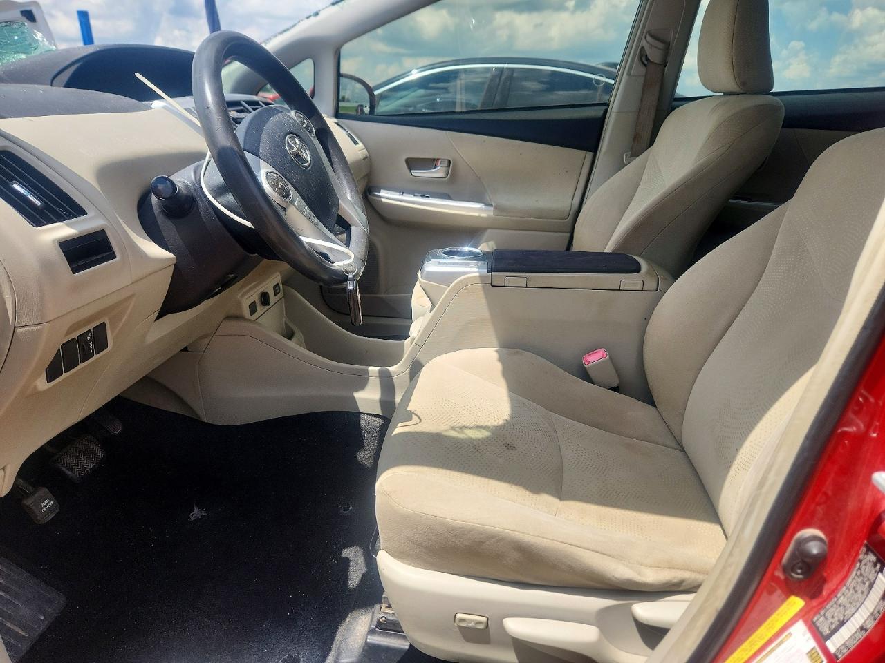 2013 Toyota Prius V Three - Фото 7