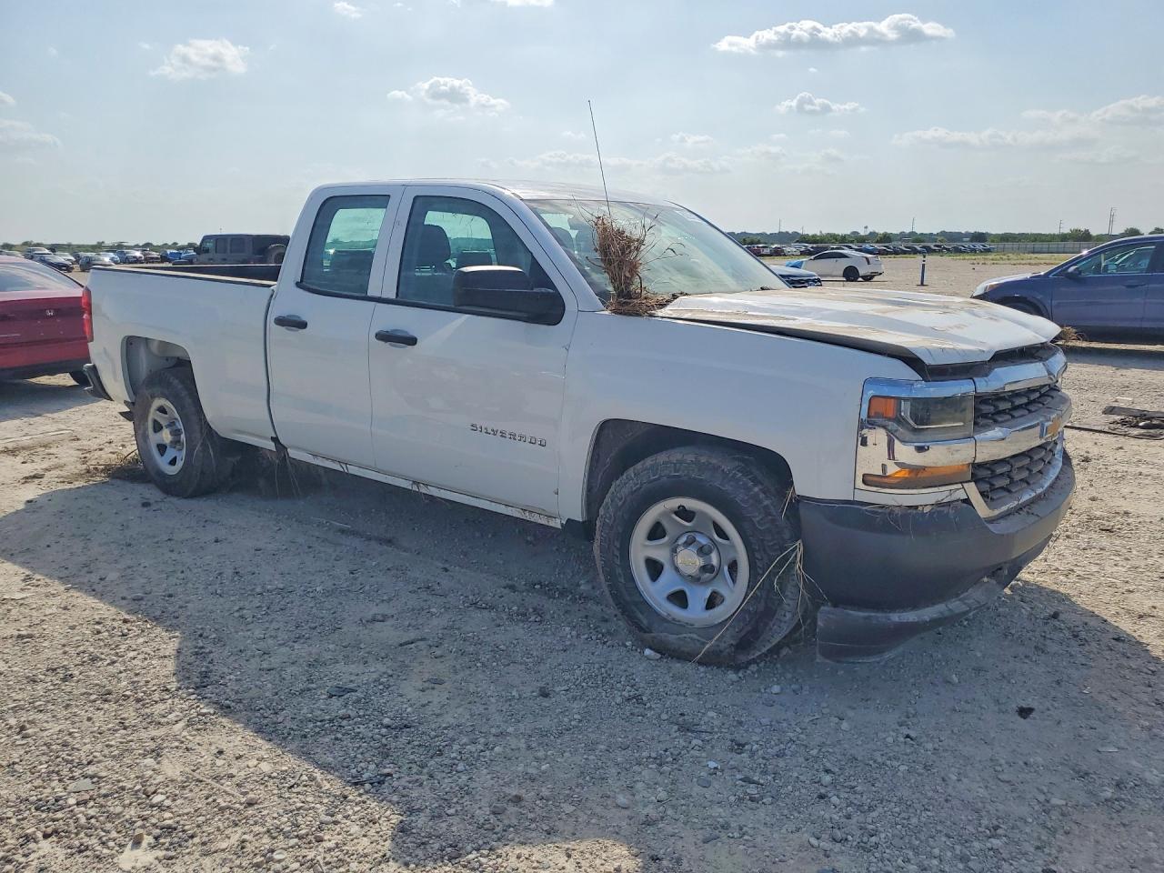2018 Chevrolet Silverado K1500 - Фото 4