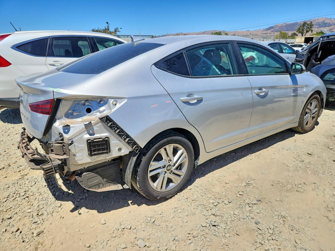 2019 Hyundai Elantra Se - Image 3