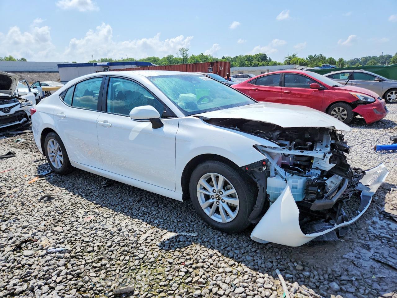 2025 Toyota Camry Le - Фото 4