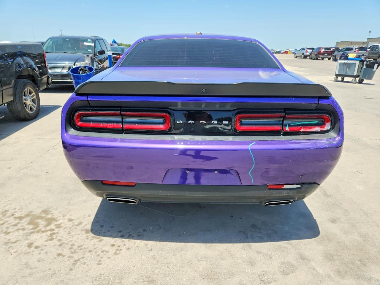 2023 Dodge Challenger Sxt - Фото 6