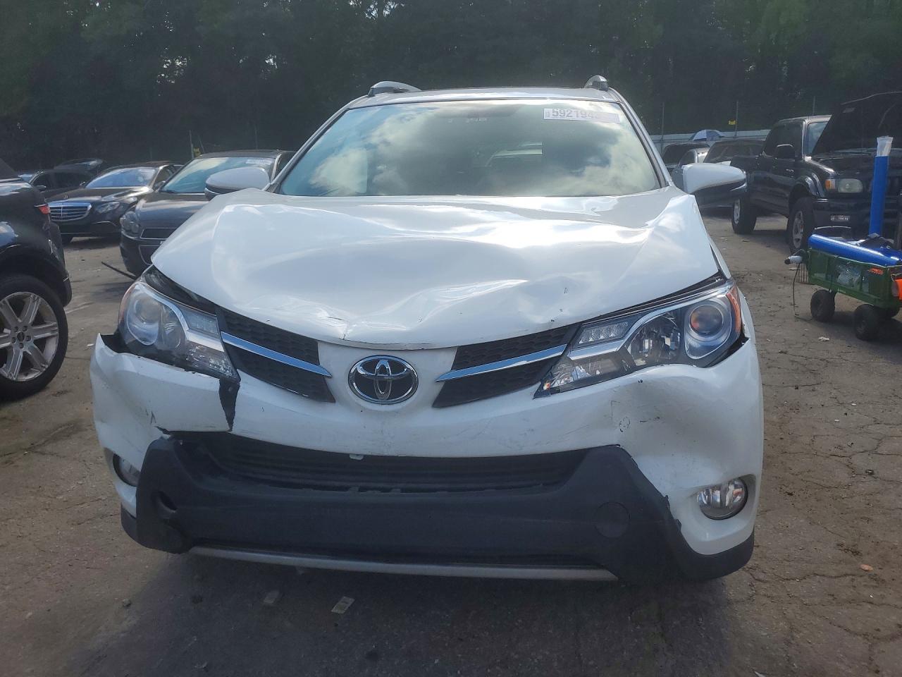 2015 Toyota Rav4 Xle - Image 5