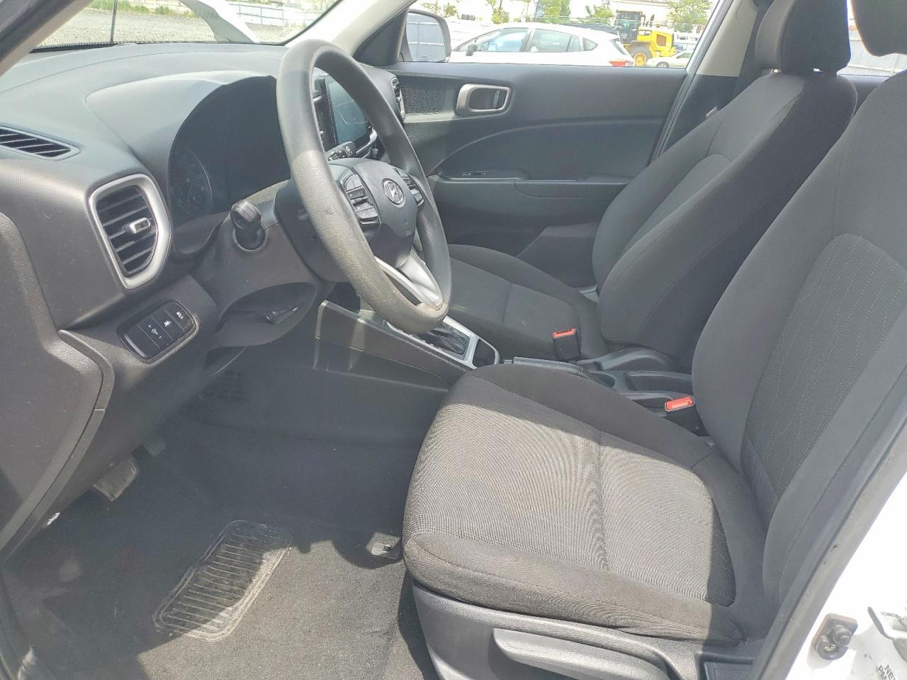2021 Hyundai Venue Se - Image 7