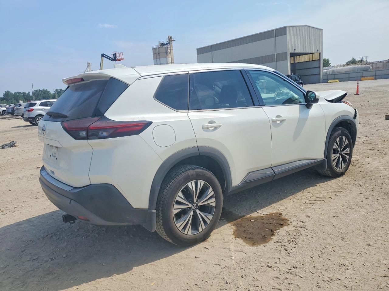 2021 Nissan Rogue Sv - Фото 3