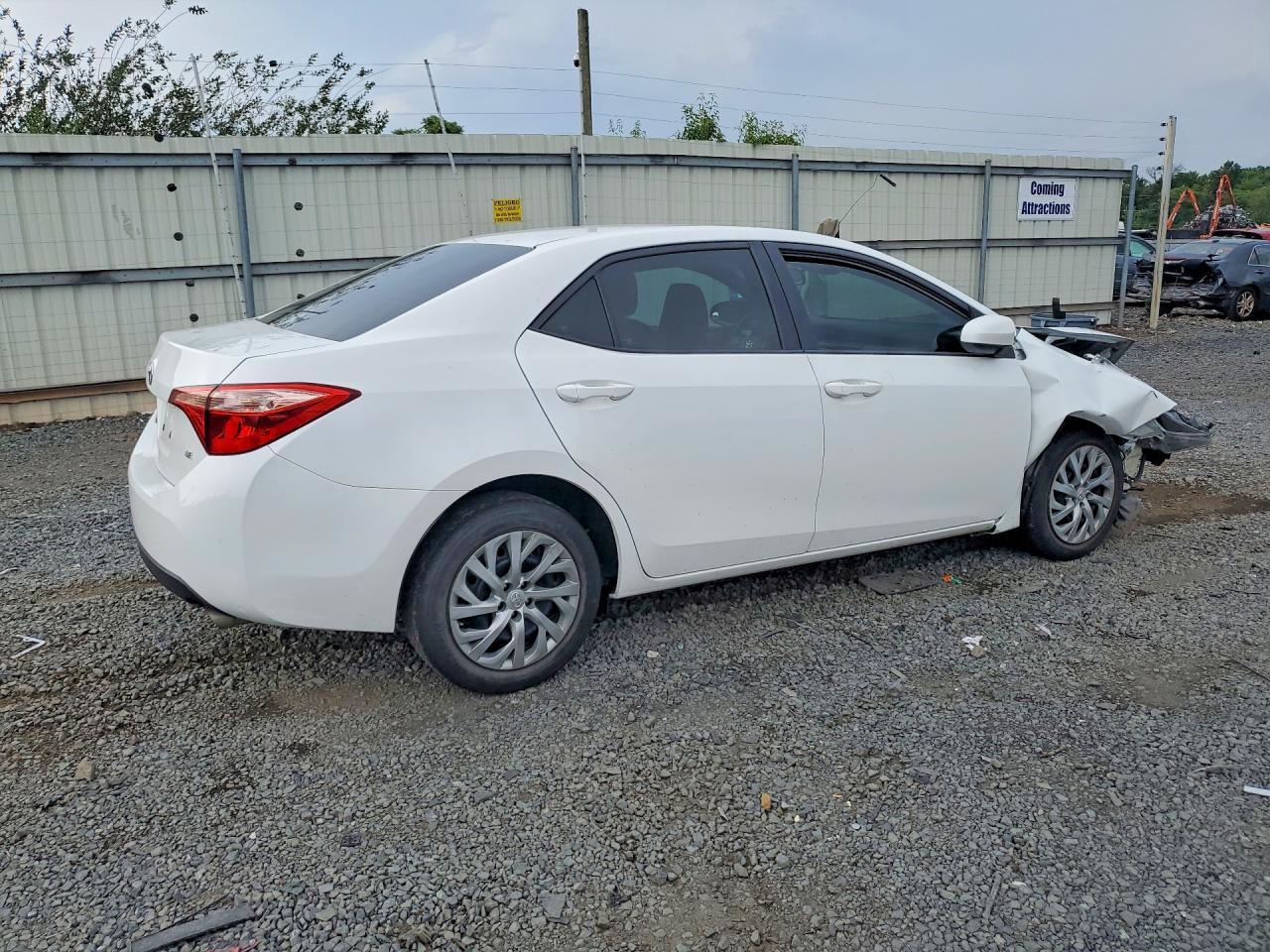 2018 Toyota Corolla Le - Фото 3