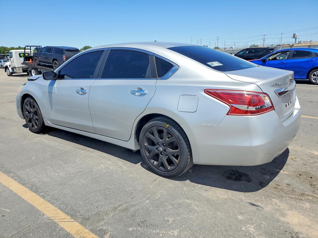 2013 Nissan Altima 2.5 - Фото 2