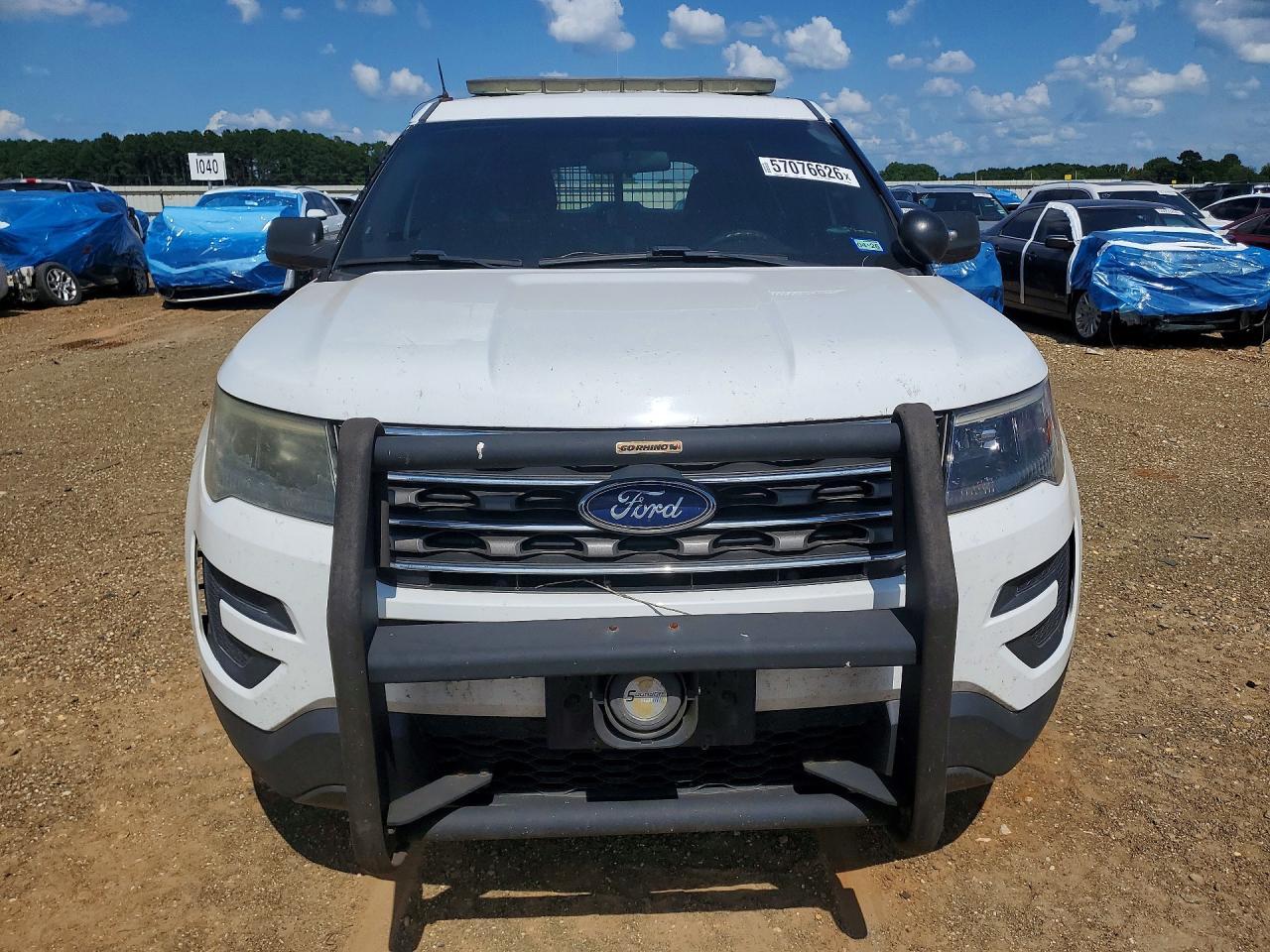 2017 Ford Explorer Police Interceptor - Image 5