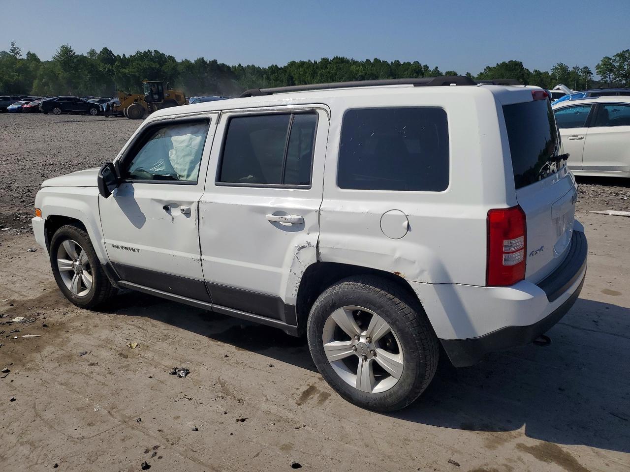 2014 Jeep Patriot Latitude - Фото 2