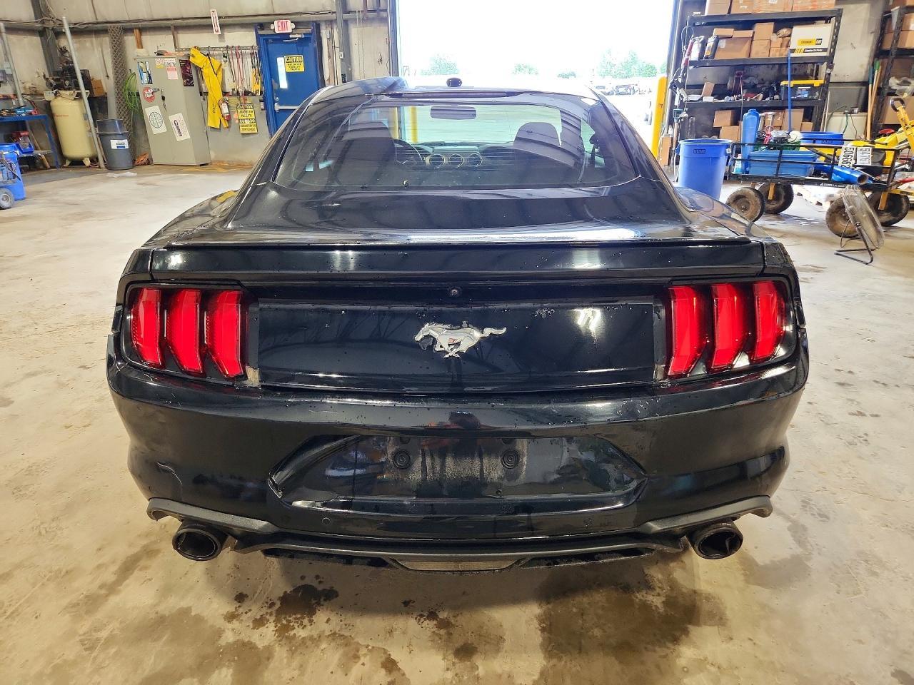 2018 Ford Mustang - Image 6