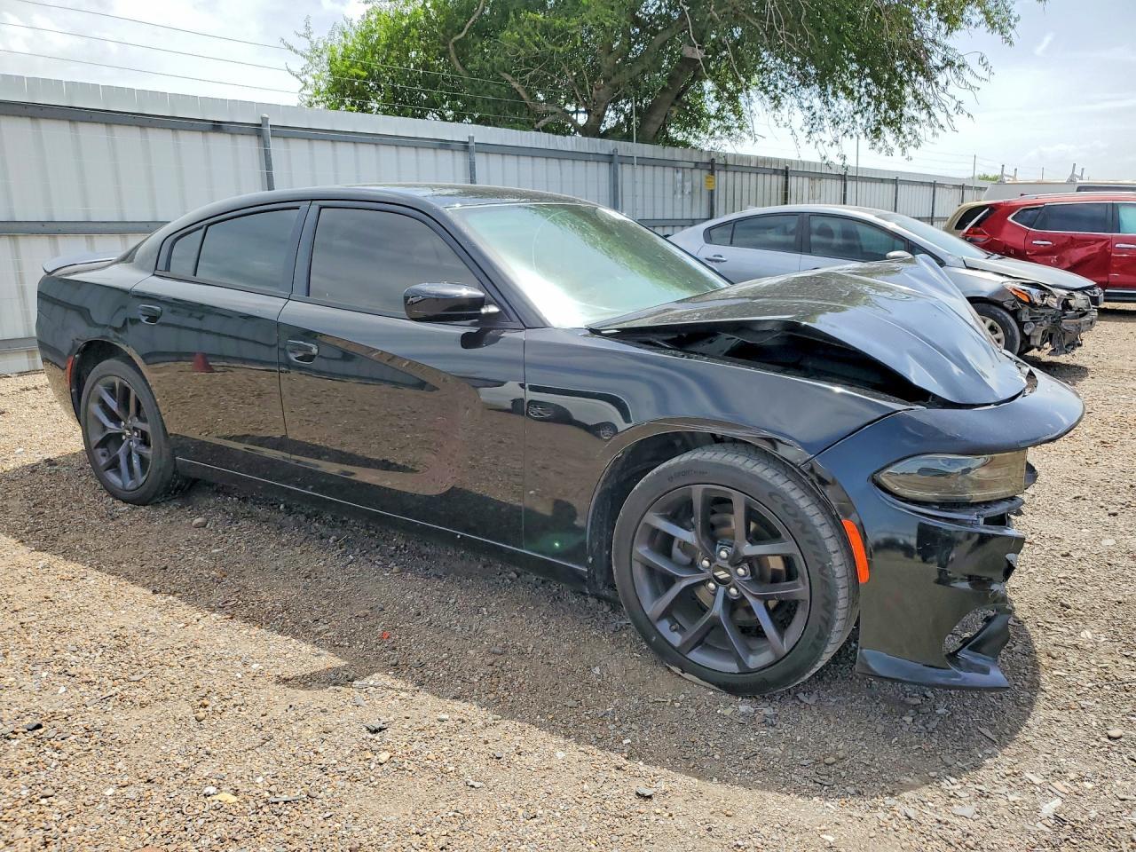 2019 Dodge Charger Sxt - Image 4
