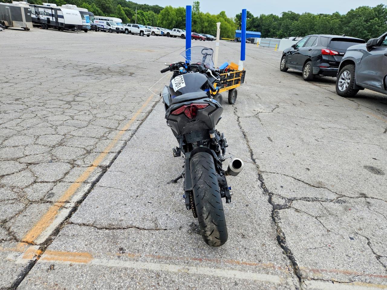 2025 Kawasaki Ex500 - Фото 4