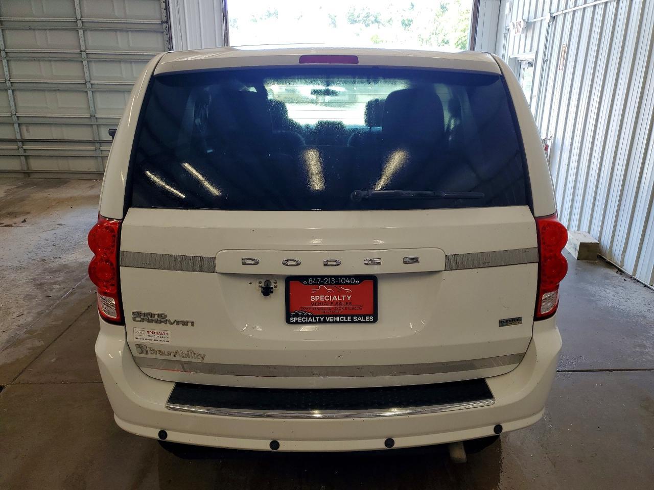 2014 Dodge Gr Caravan - Image 6