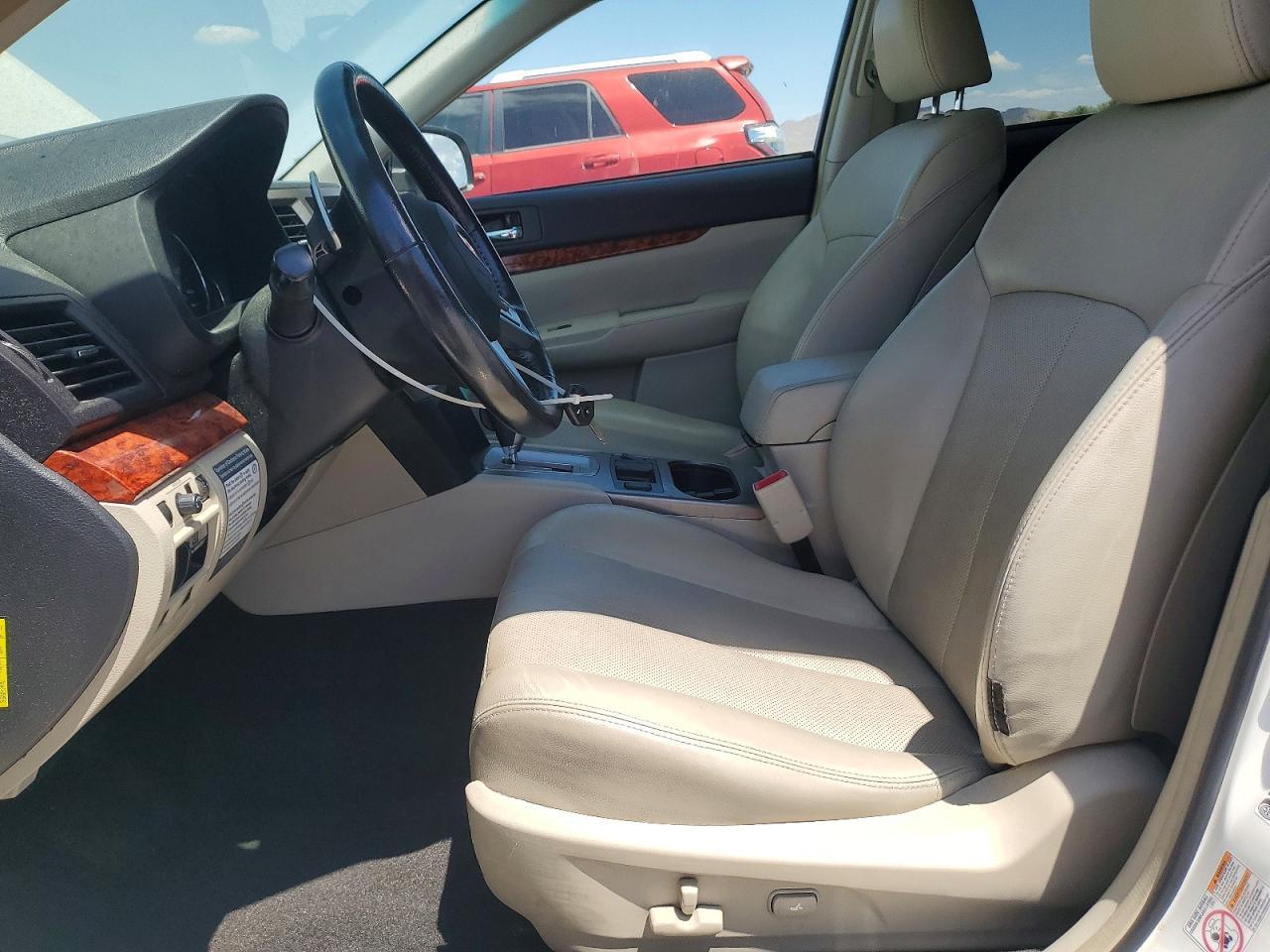 2011 Subaru Outback 2.5I Limited - Фото 7
