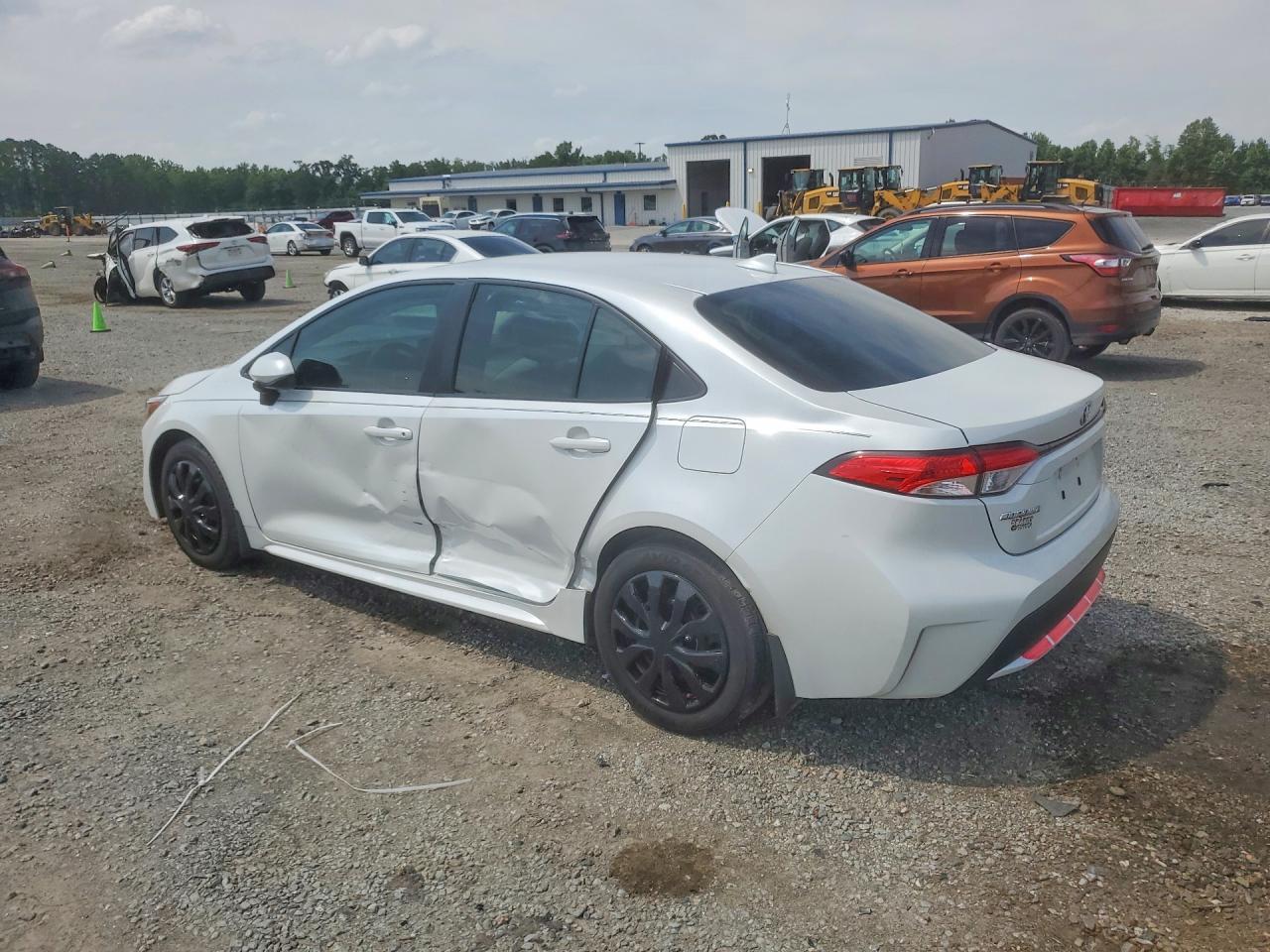 2022 Toyota Corolla Le - Image 2