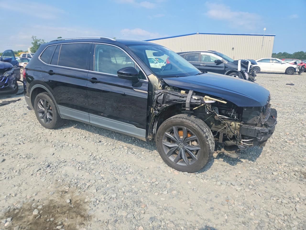 2022 Volkswagen Tiguan Se - Фото 4