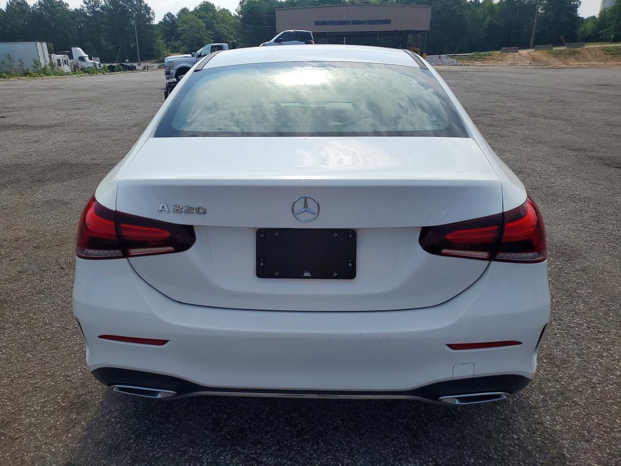 2019 Mercedes-Benz A 220 - Фото 6