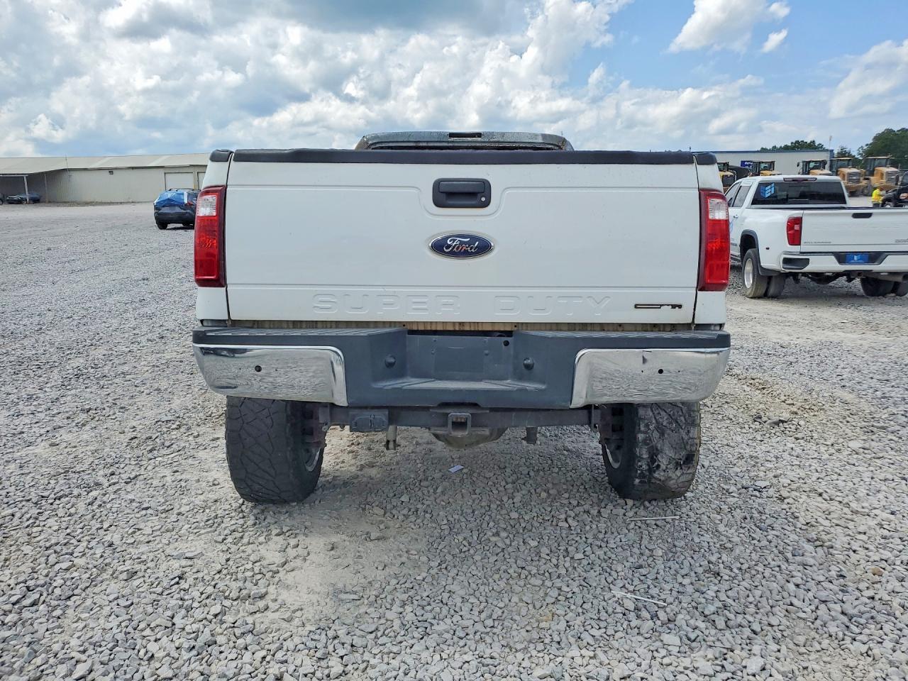 2016 Ford F250 Super Duty - Image 6
