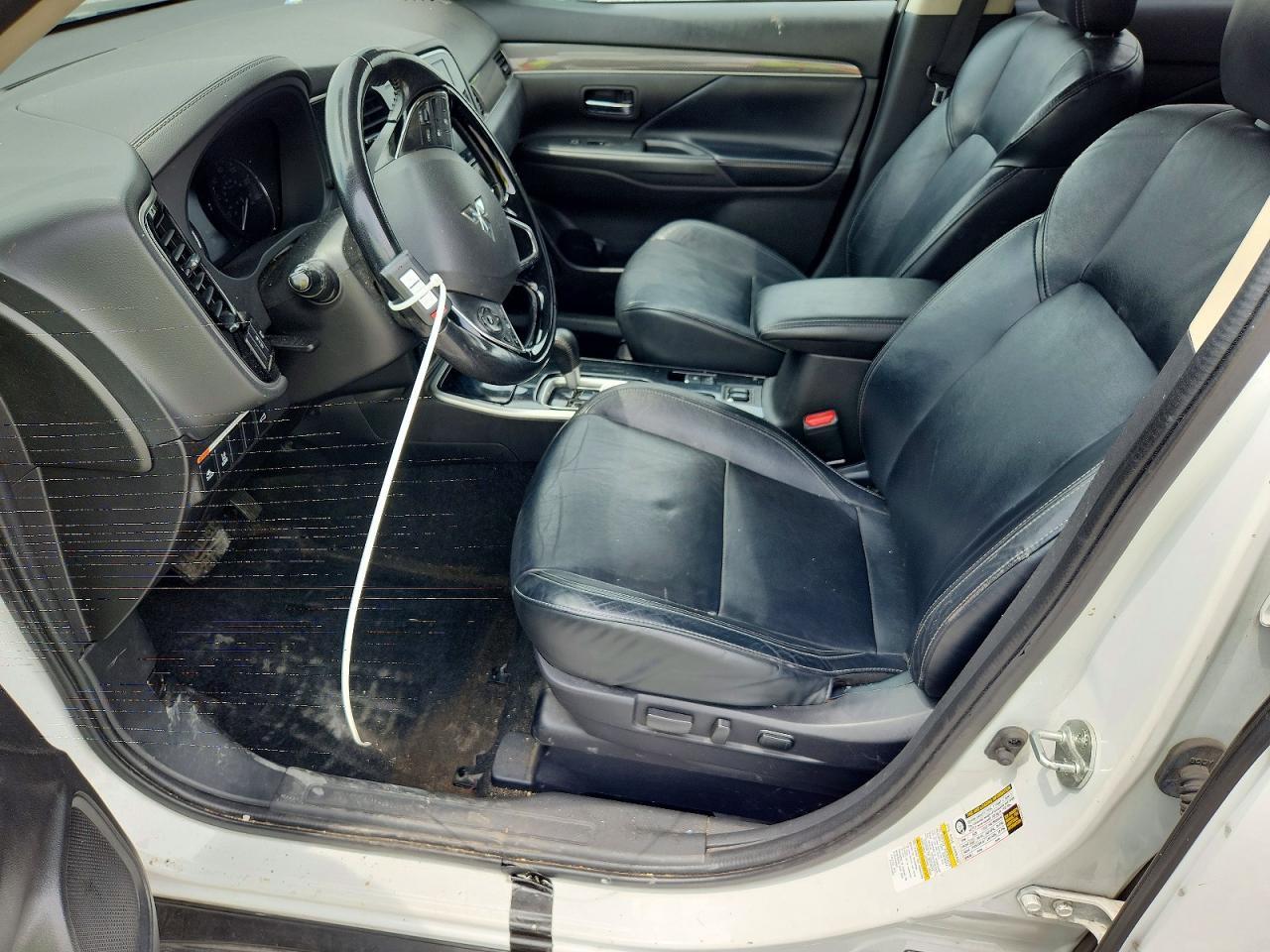 2020 Mitsubishi Outlander Se - Фото 7