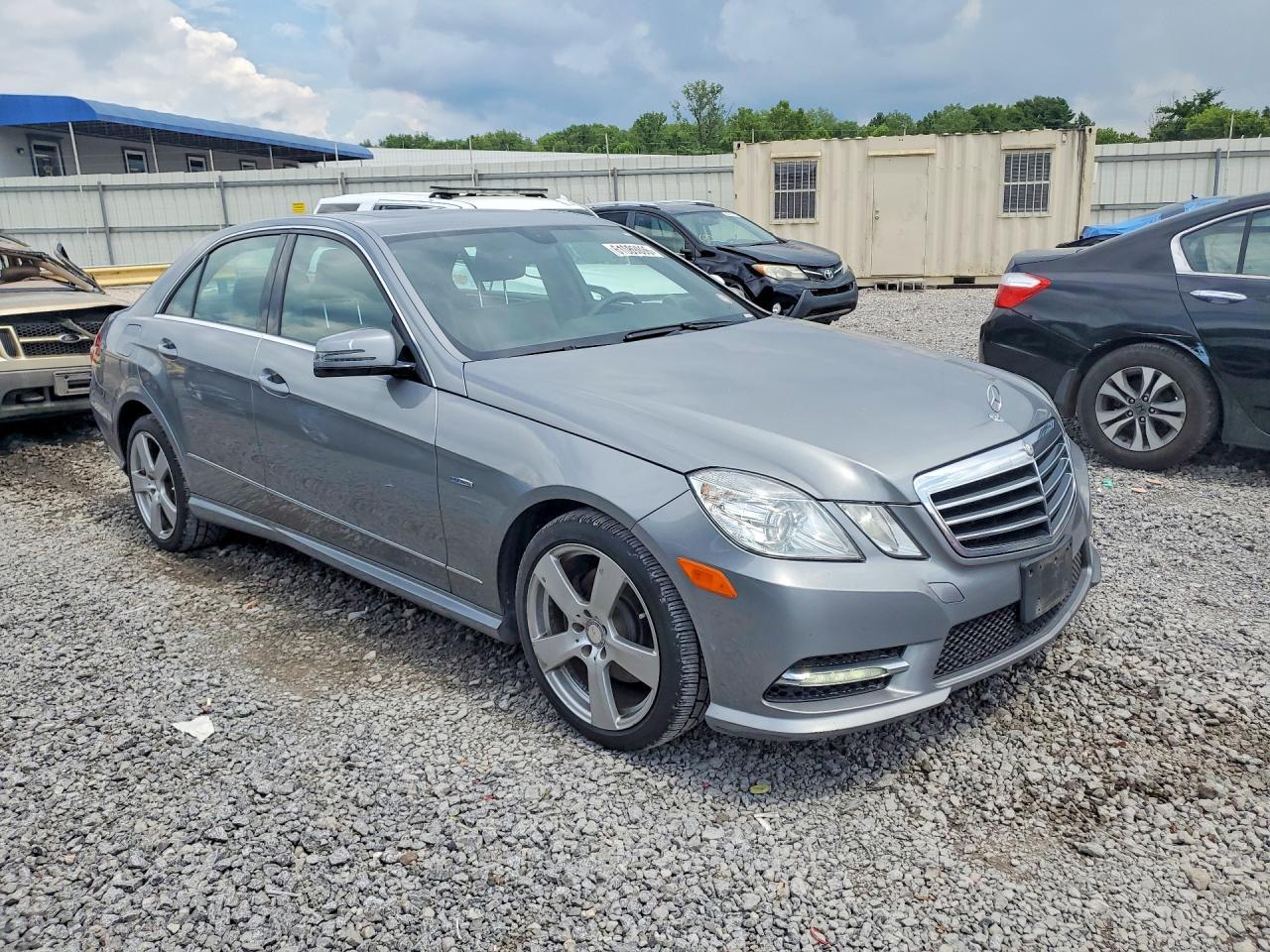 2012 Mercedes-Benz E 350 4Matic - Image 4