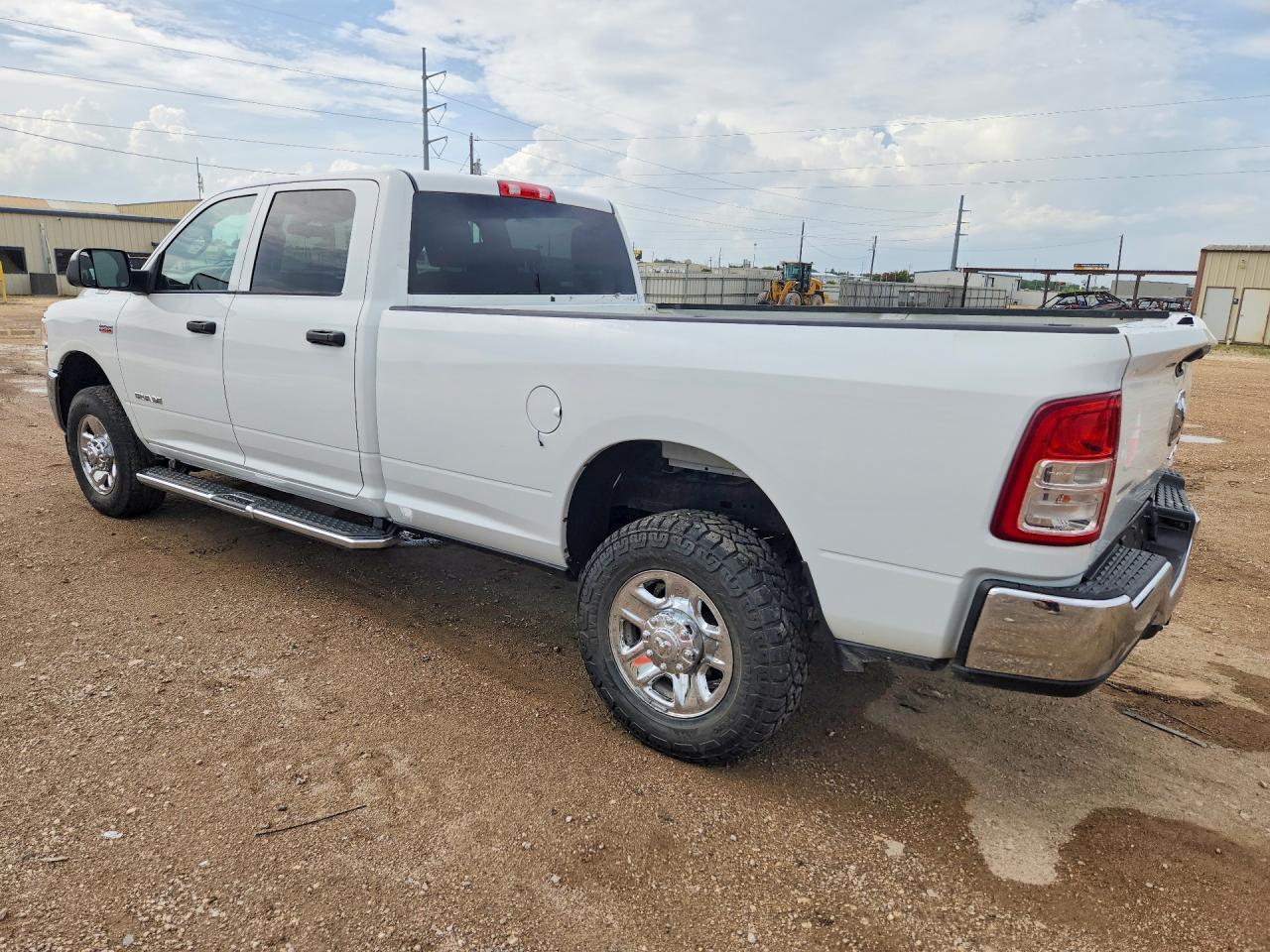 2022 Ram 2500 Tradesman - Фото 2