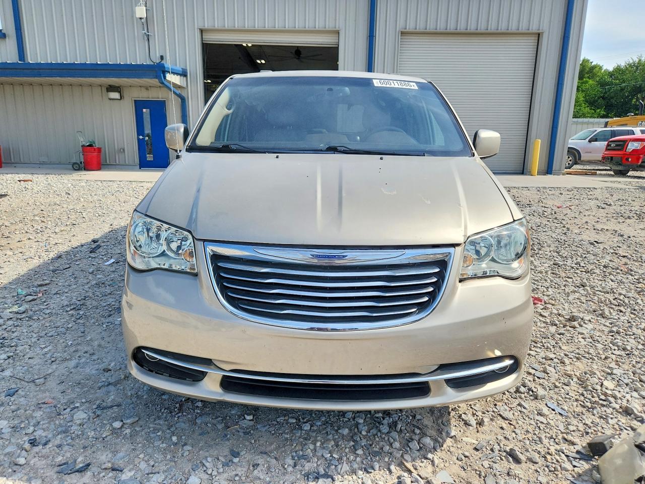 2016 Chrysler Town & Country Touring - Image 5