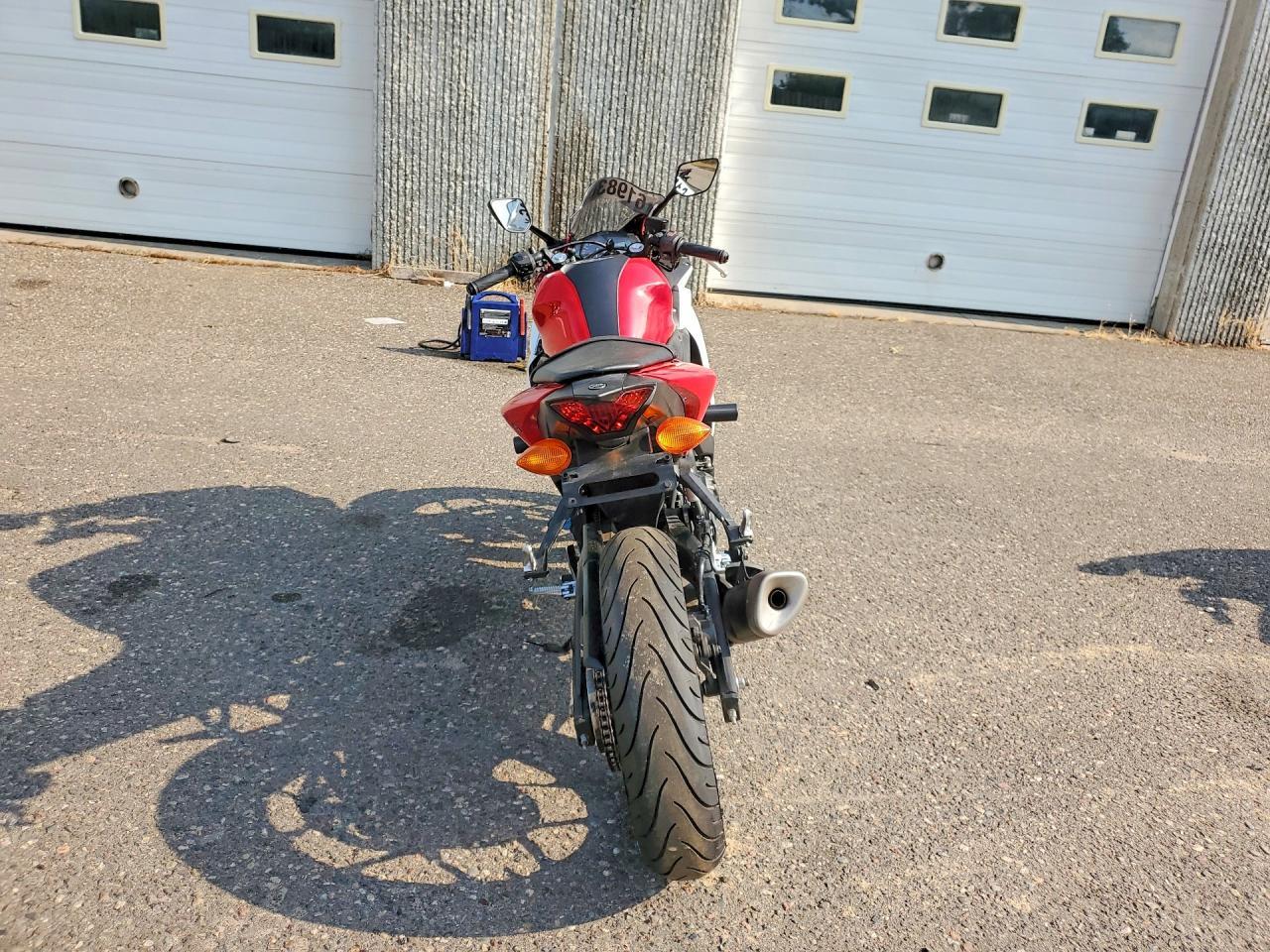 2015 Yamaha Yzf-R3 - Image 4