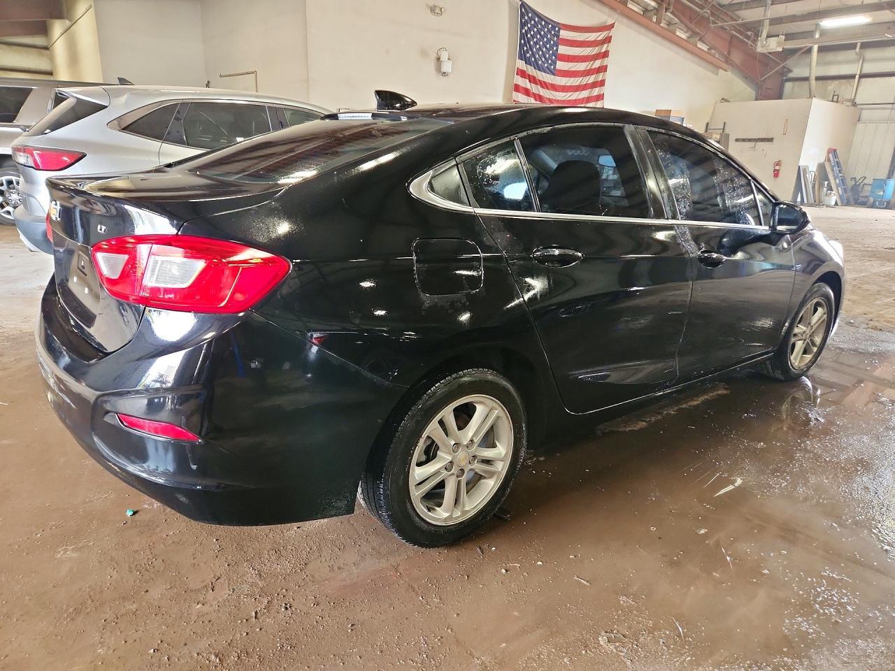 2017 Chevrolet Cruze Lt - Фото 3