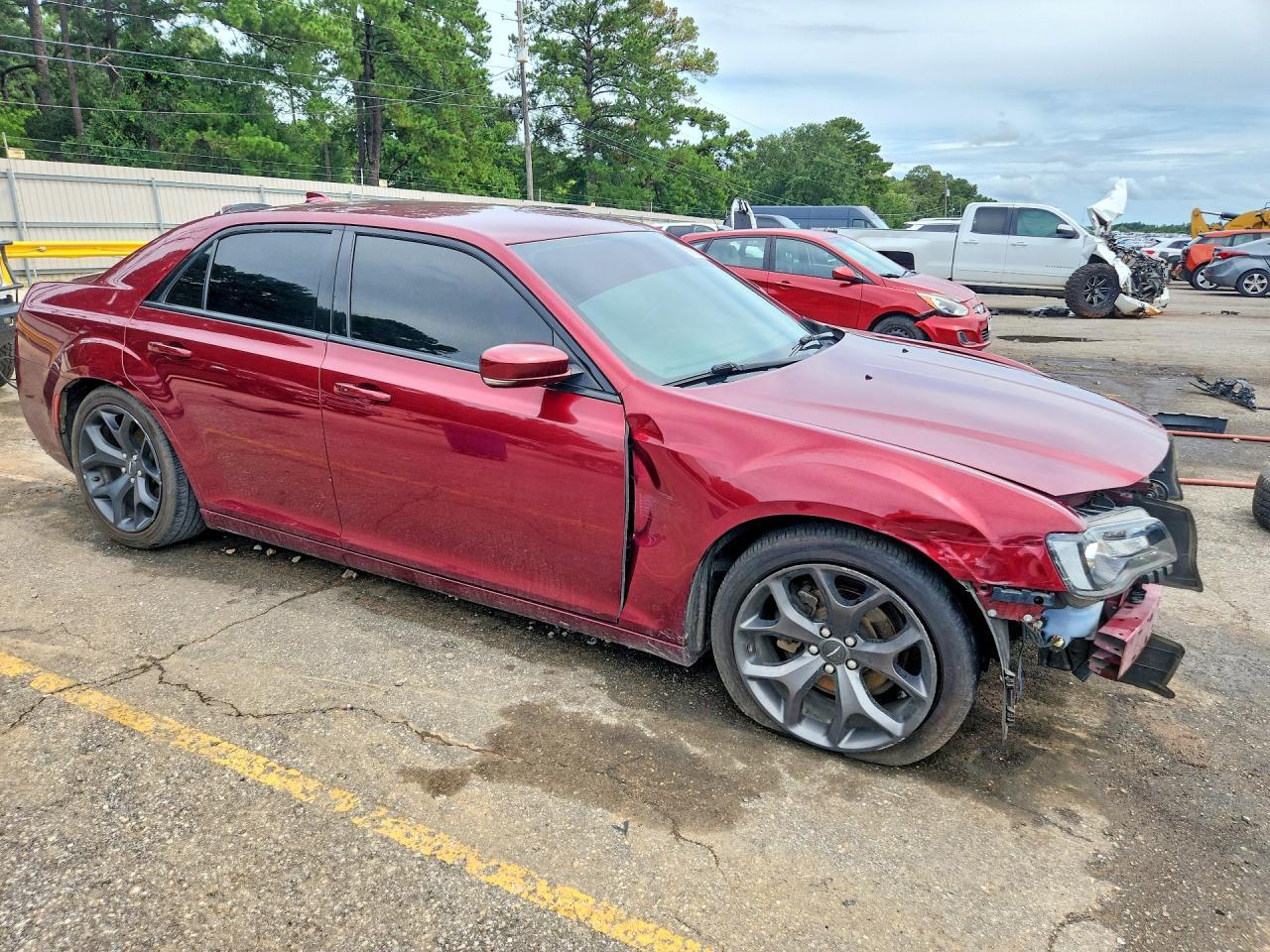 2021 Chrysler 300 S - Image 4