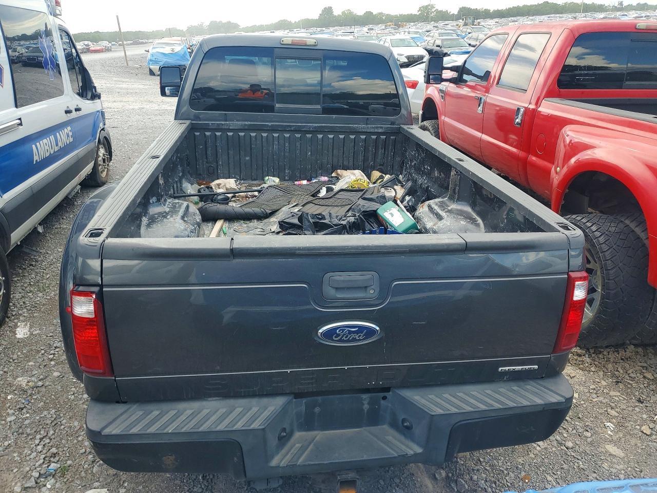 2016 Ford F350 Super Duty - Фото 6