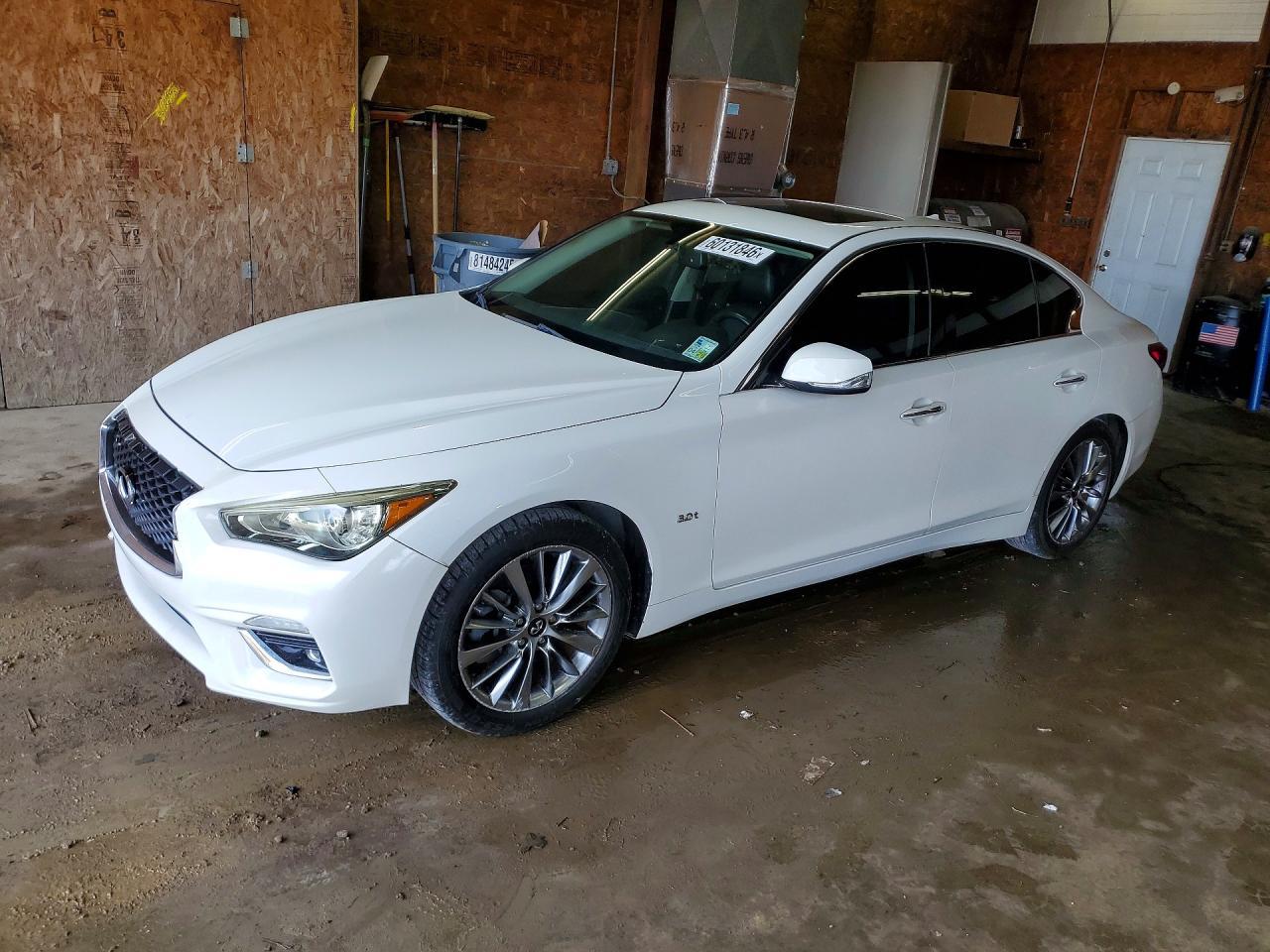 2018 Infiniti Q50 Luxe