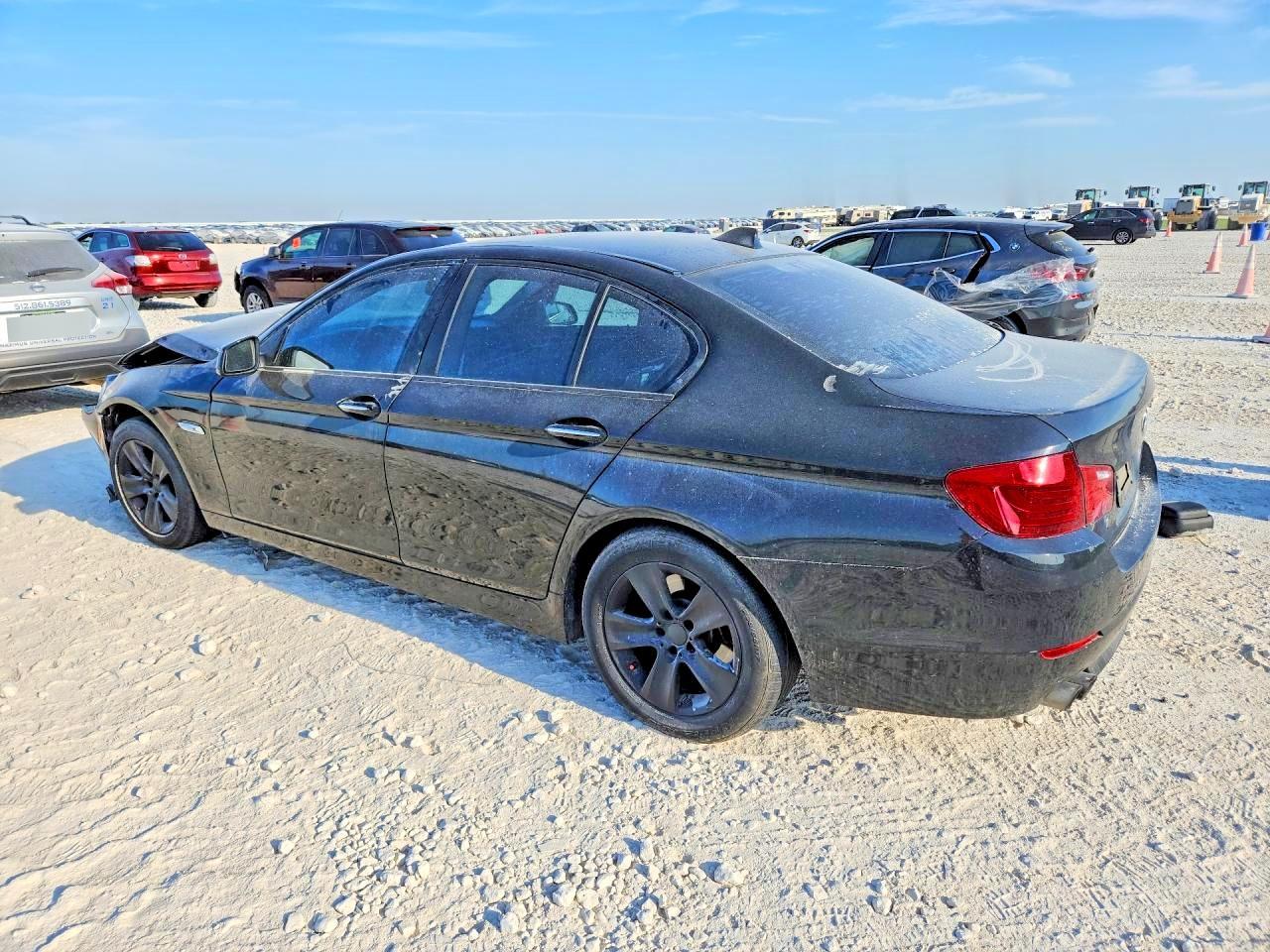 2013 BMW 528 Xi - Image 2