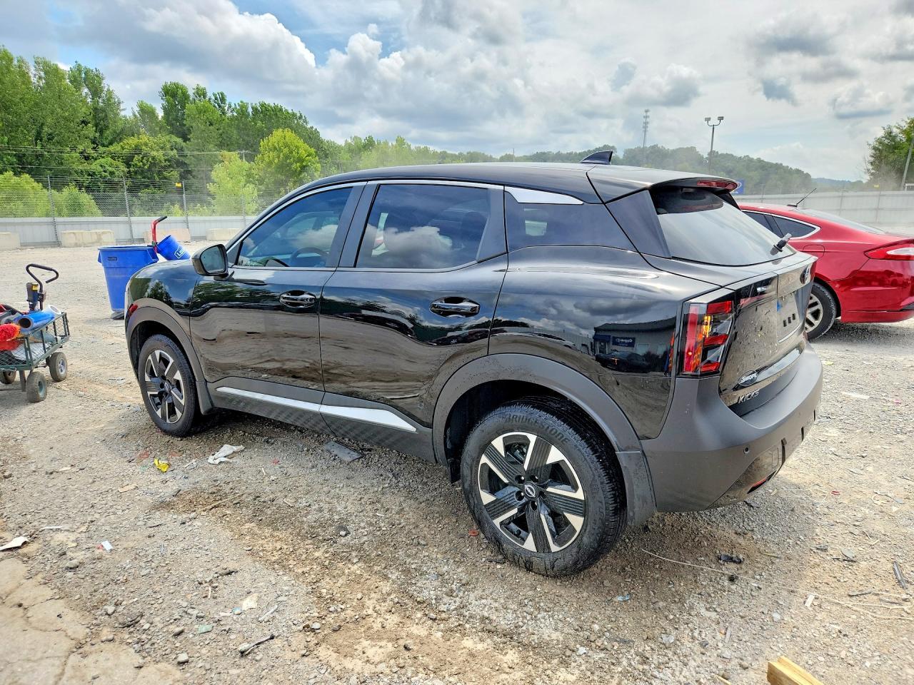 2025 Nissan Kicks Sv - Фото 2
